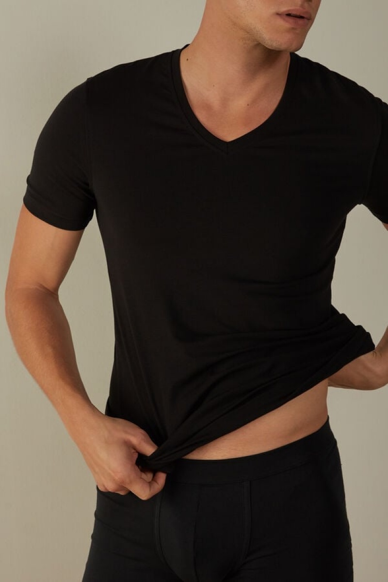 Intimissimi V-neck in Stretch Supima® Cotton Men's T Shirts Black | USA 3005UTR